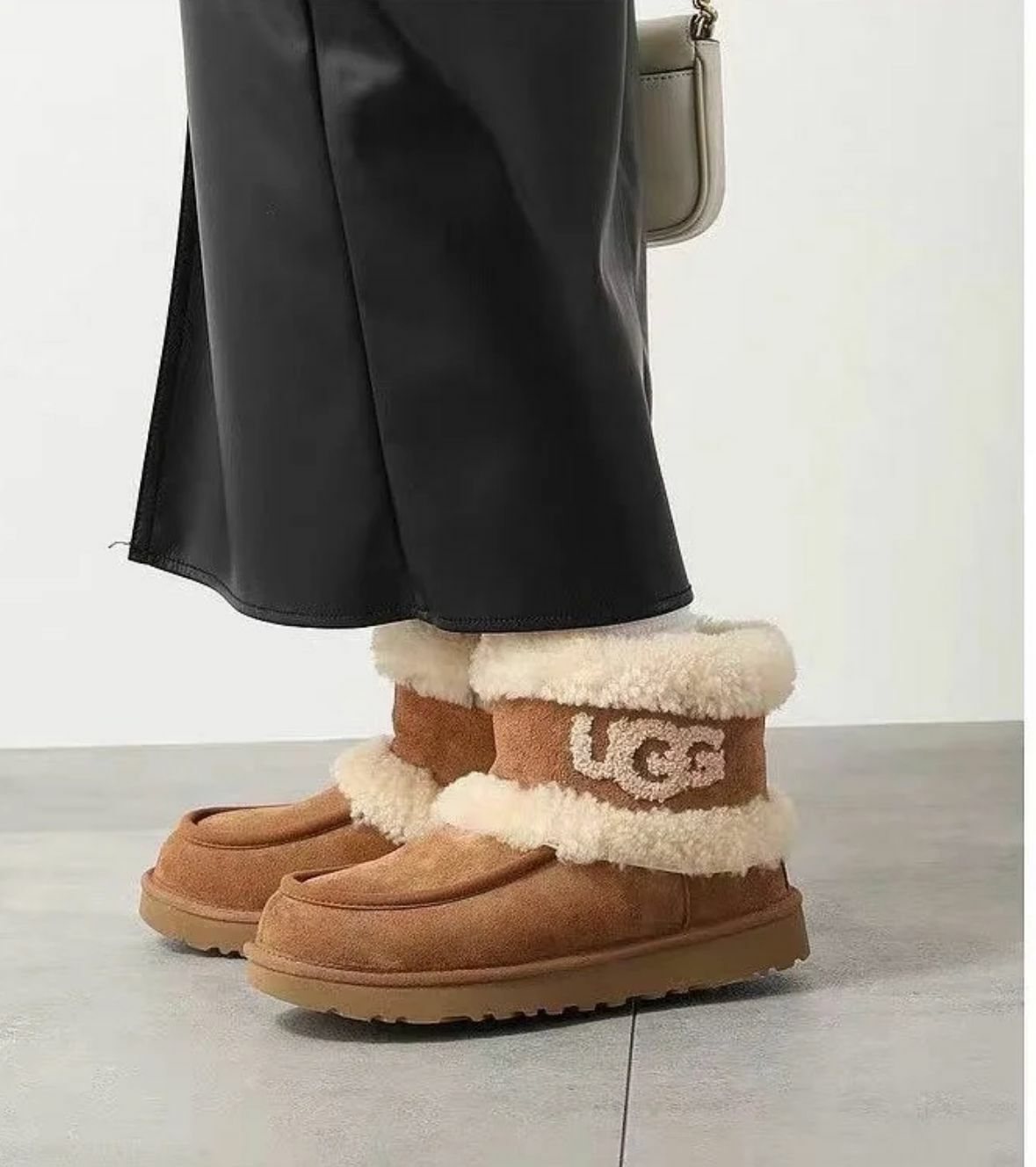 【預購】UGG Mini Fluff G112713 中童靴