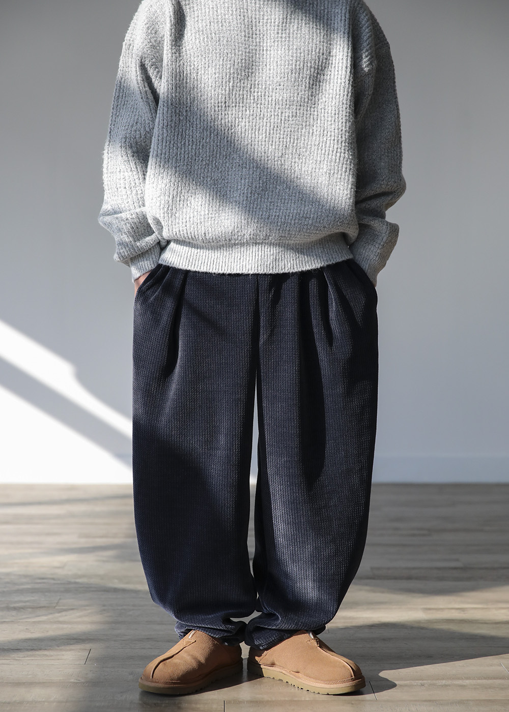 柔和燈芯絨寬鬆抽繩運動褲棉褲