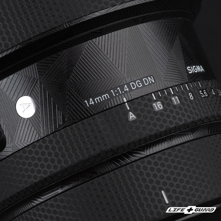 北歐黑三角貼膜質感特寫，LIFE+GUARD 設計風格