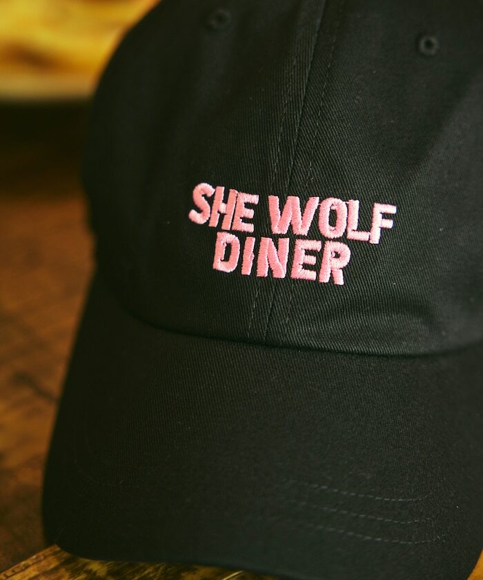 SHE WOLF DINER× FREAK'S STORE/ SHE WOLF DINER Embiodered Cap
