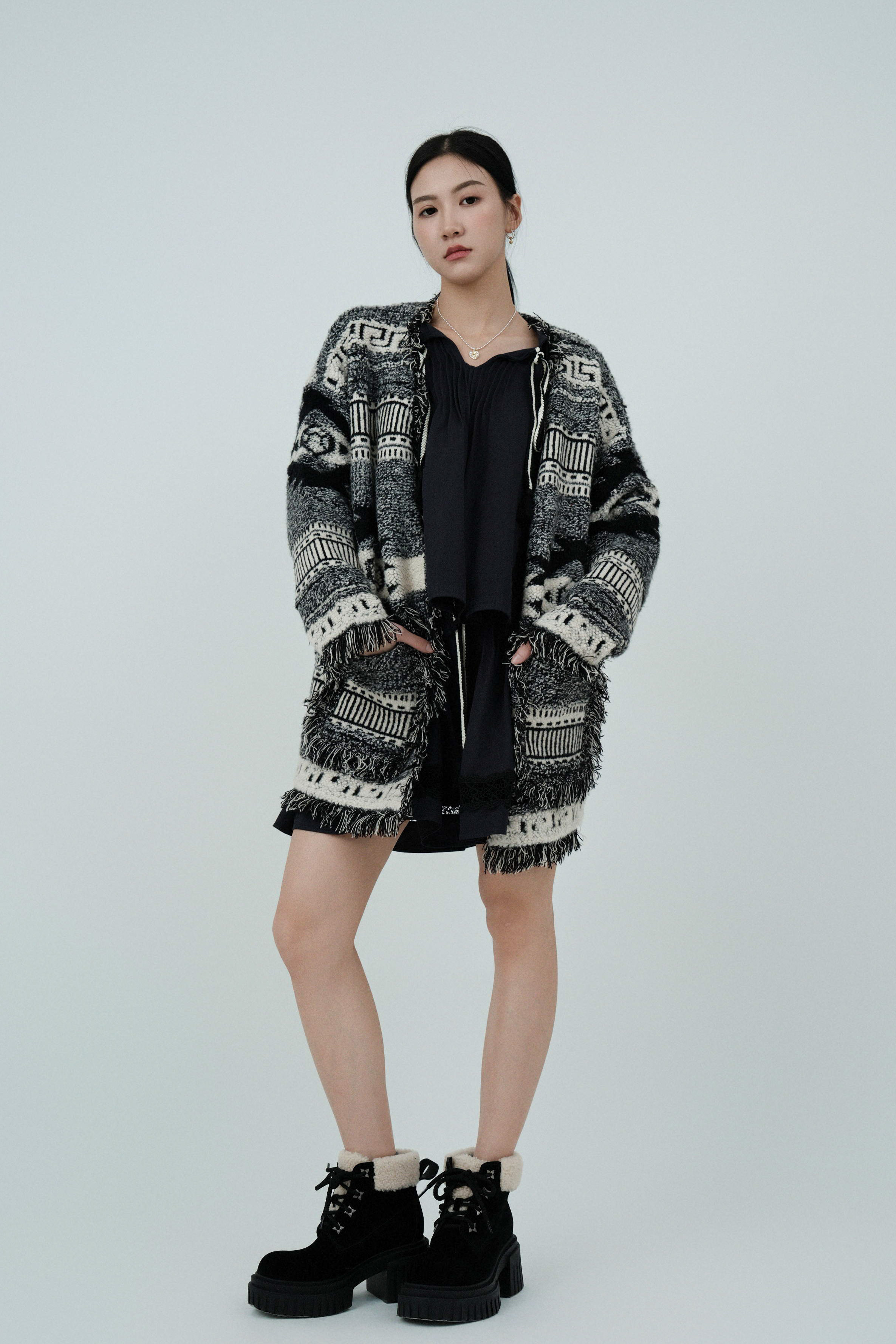 FW24_0210（外套＋上衣+半截裙）