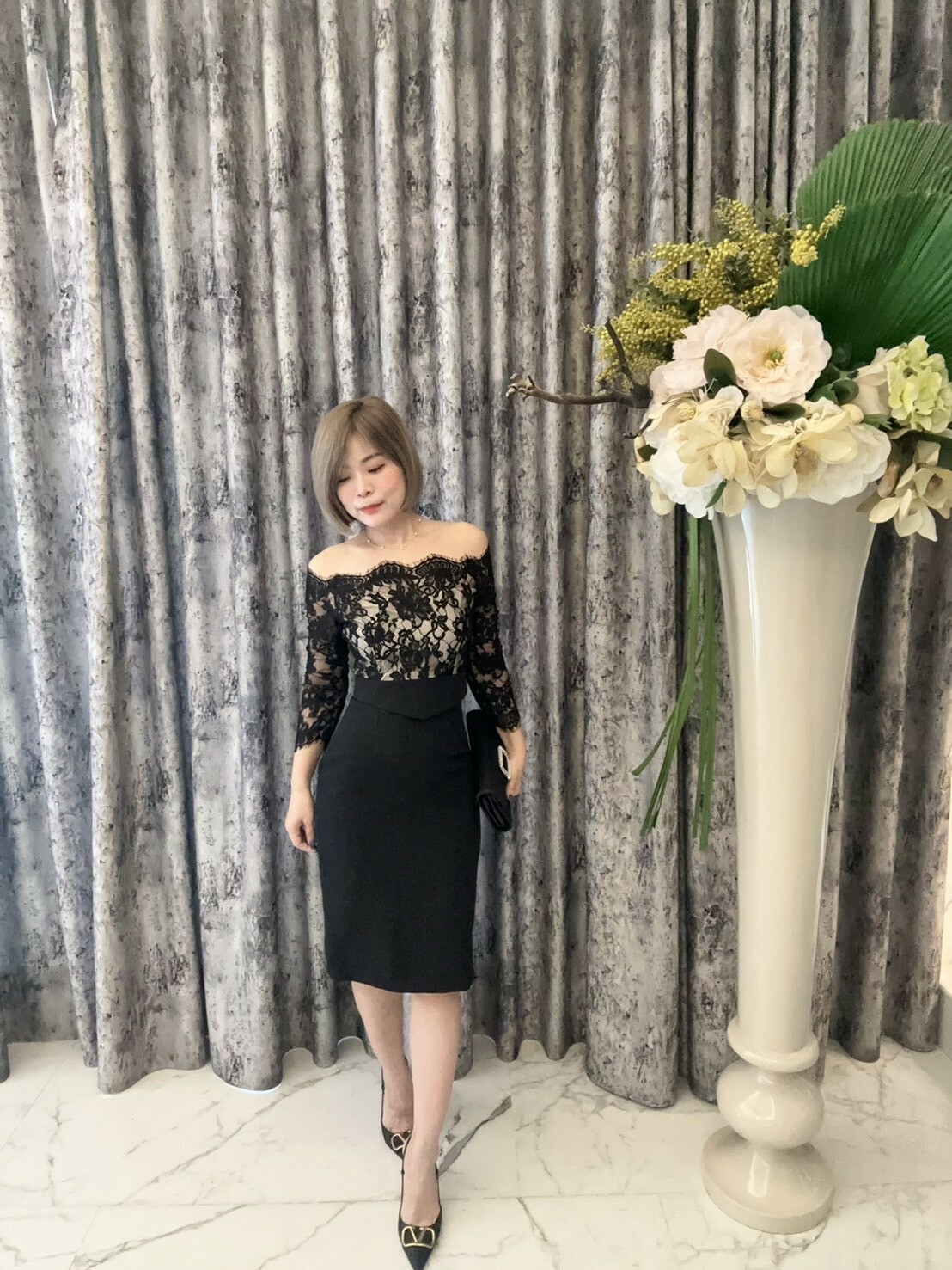 睫毛蕾絲一字領 包臀洋裝(黑/白)