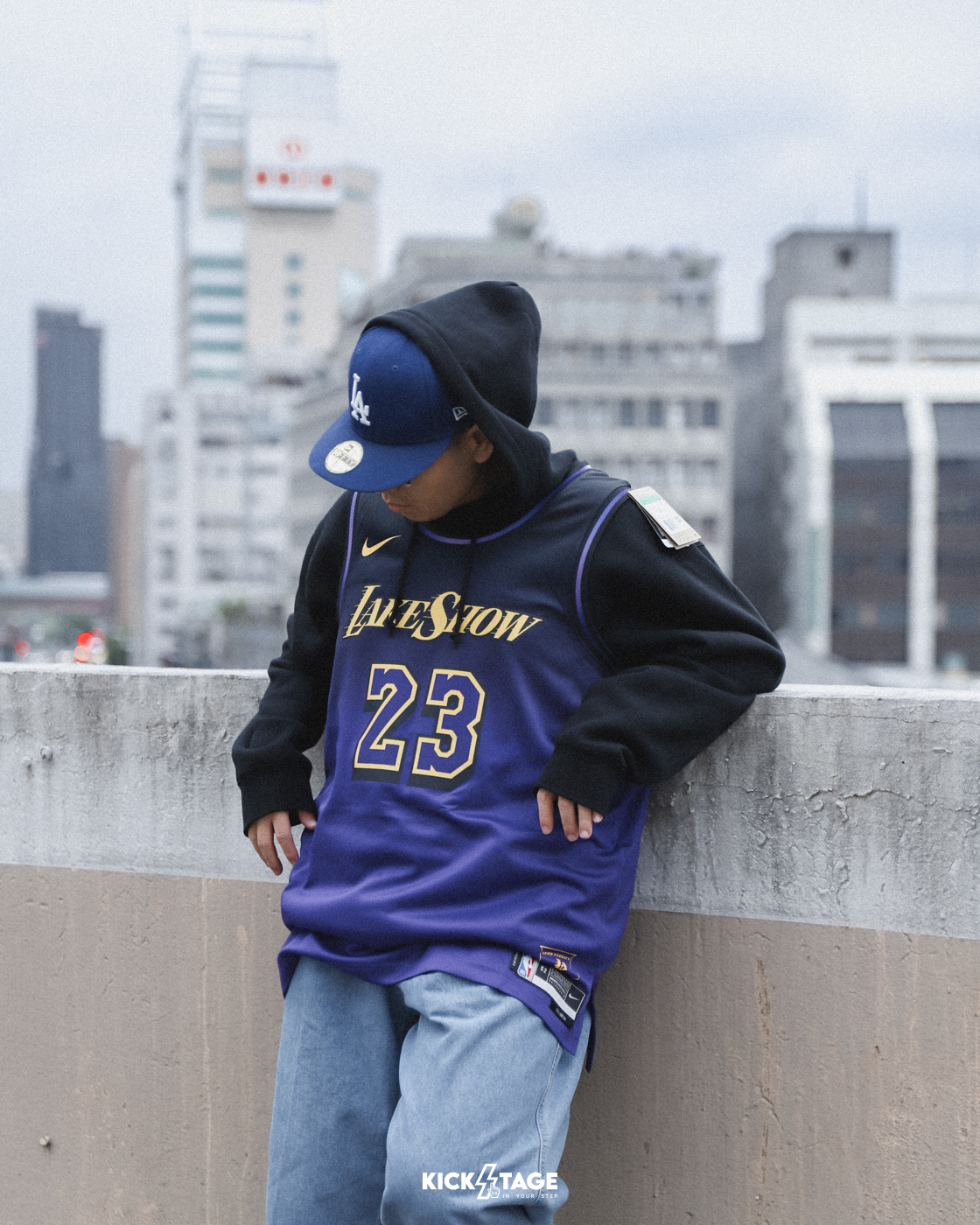 NIKE NBA LEBRON JAMES LOS ANGELES LAKERS JERSEY 漸層黑紫 湖人 城市版 球衣 背心【FQ4346-504】NKNBA