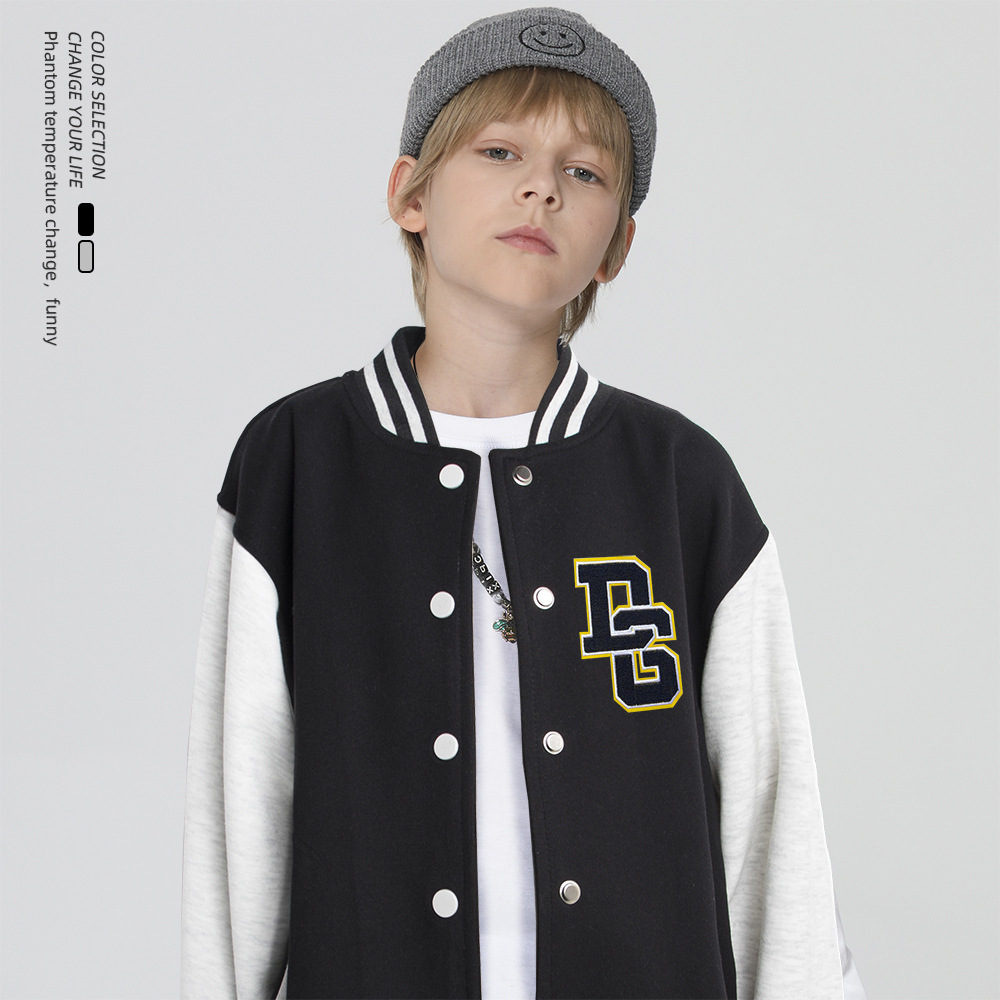 立體繡花經典棒球外套