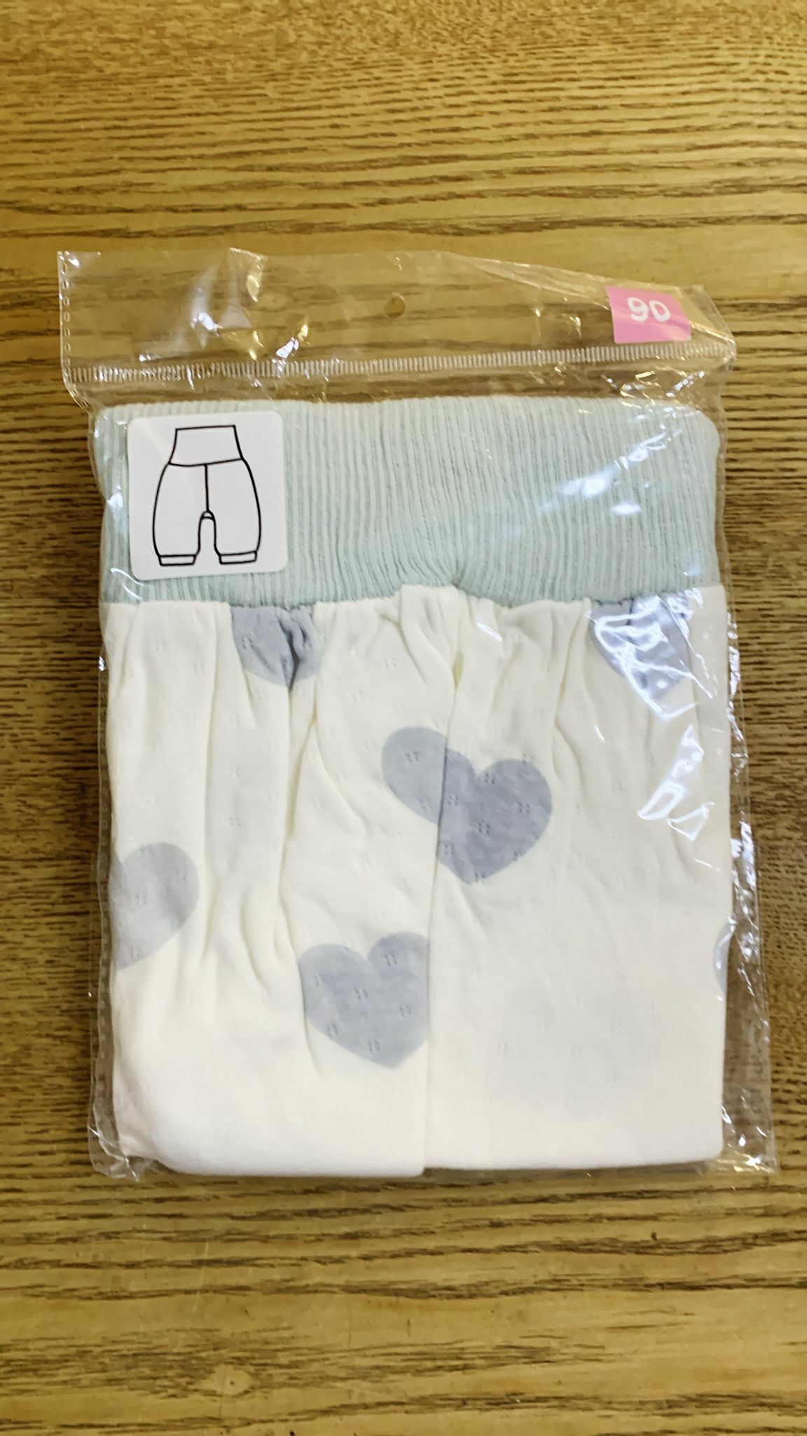 灰色心心 兒童包腹褲 SIZE 90