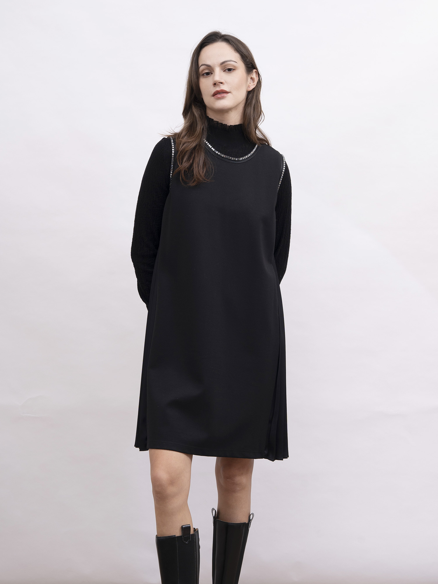 mi-tu 閃鑽圓領百褶連身裙