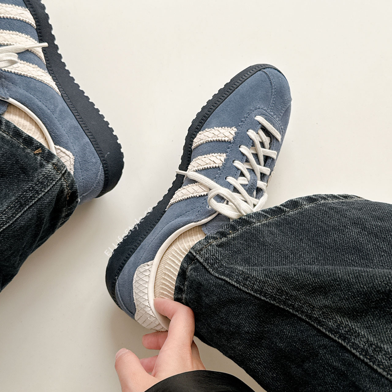 アディダス バミューダ adidas Original Bermuda Night Indigo ADIDAS BERMUDA NIGHT INDIGO PRELOVED INK 午夜藍墨水藍藍灰奶油白