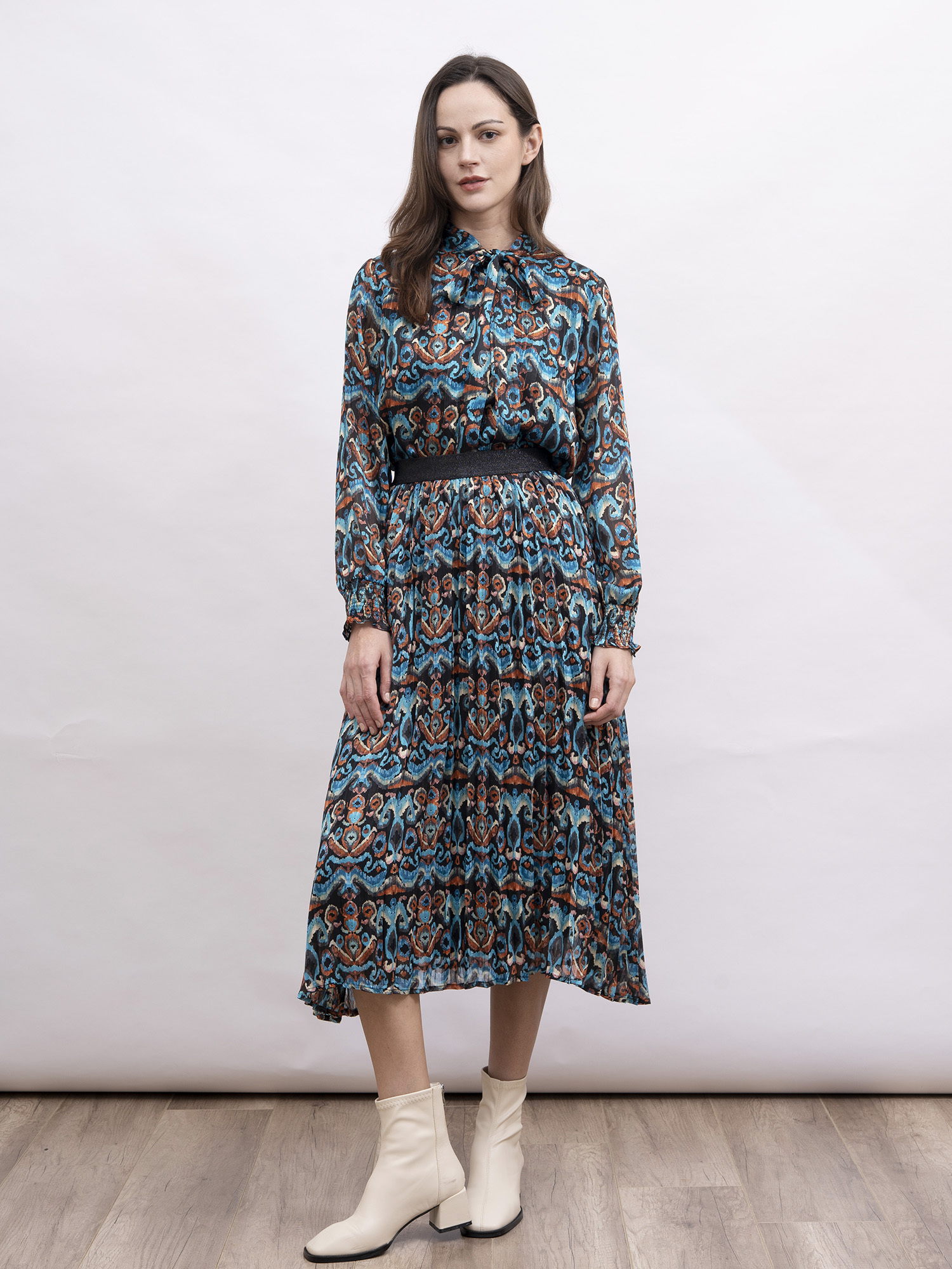 mi-tu 印花V領上衣