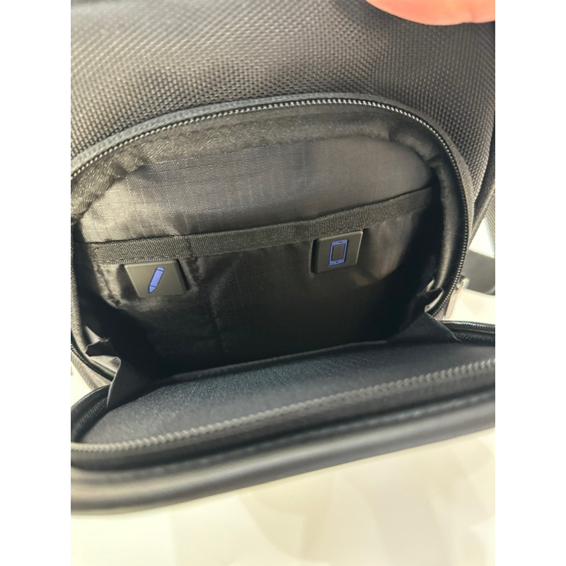 現貨 Arctic hunter 經典黑 多功能男用斜背包 多功能電腦包 男生斜背包 黑 00689