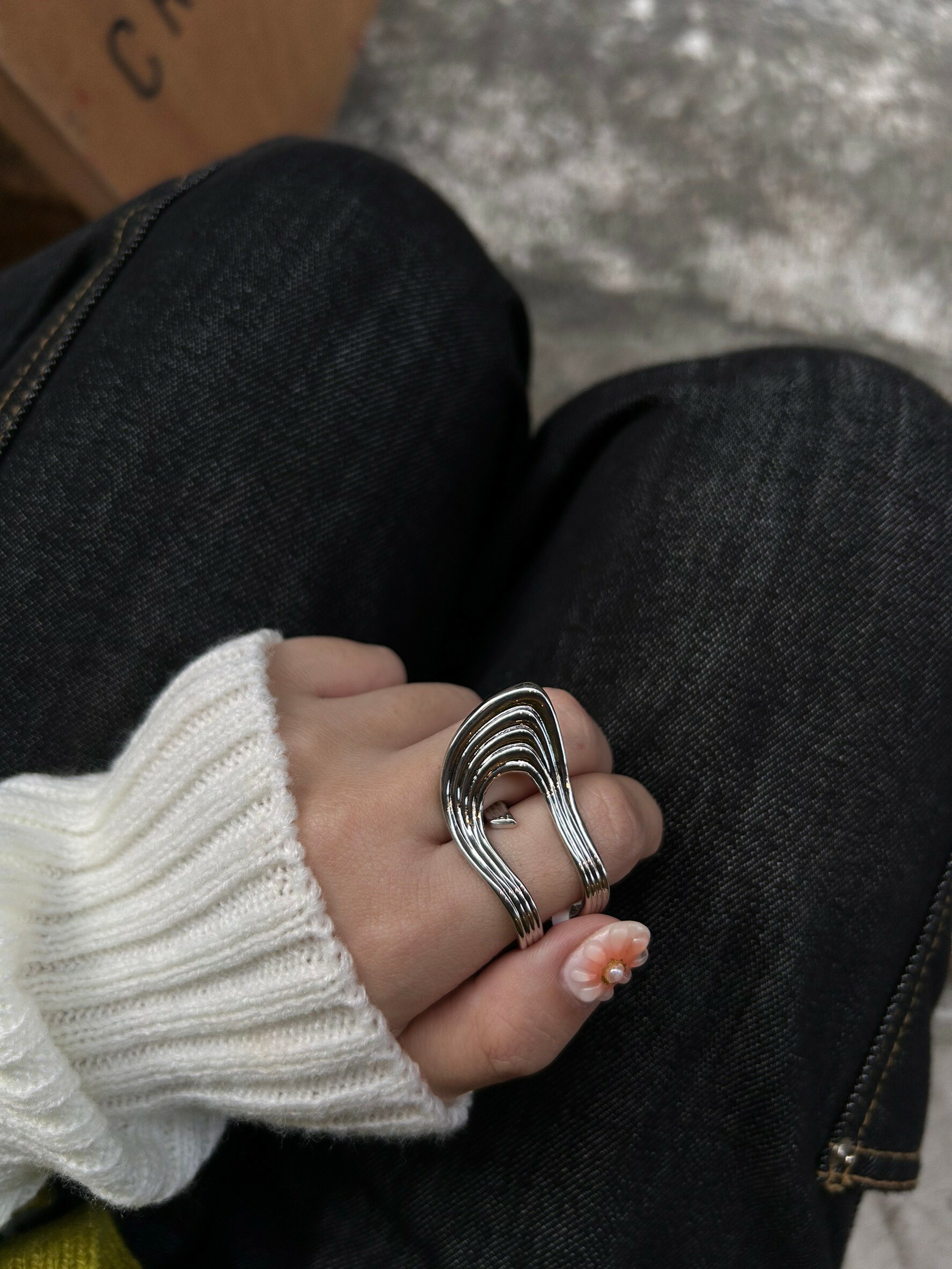 [LAUGHTER] nenrin ring