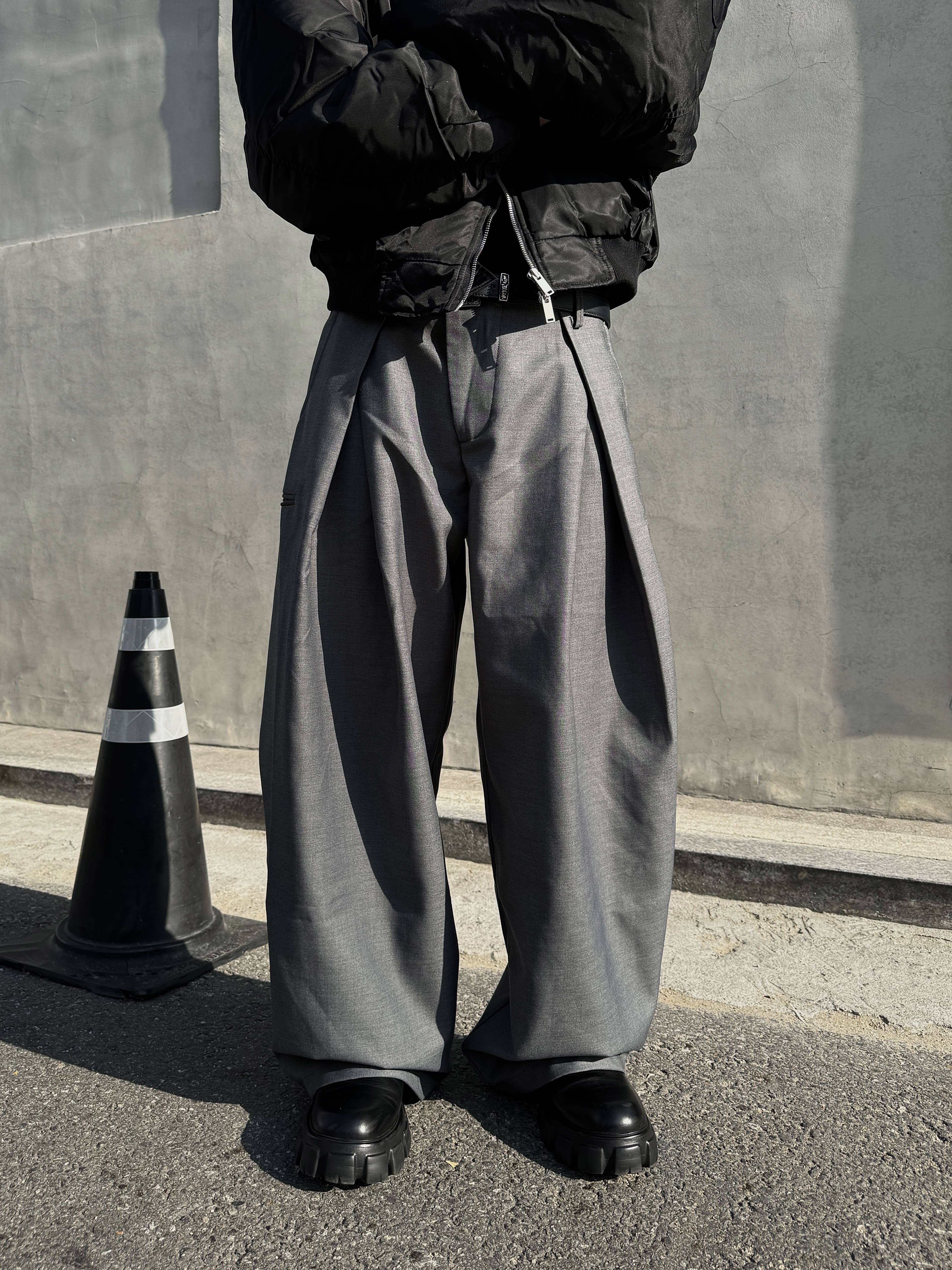 立體摺線 寬鬆 闊腿 西裝褲 長褲（部分現貨）