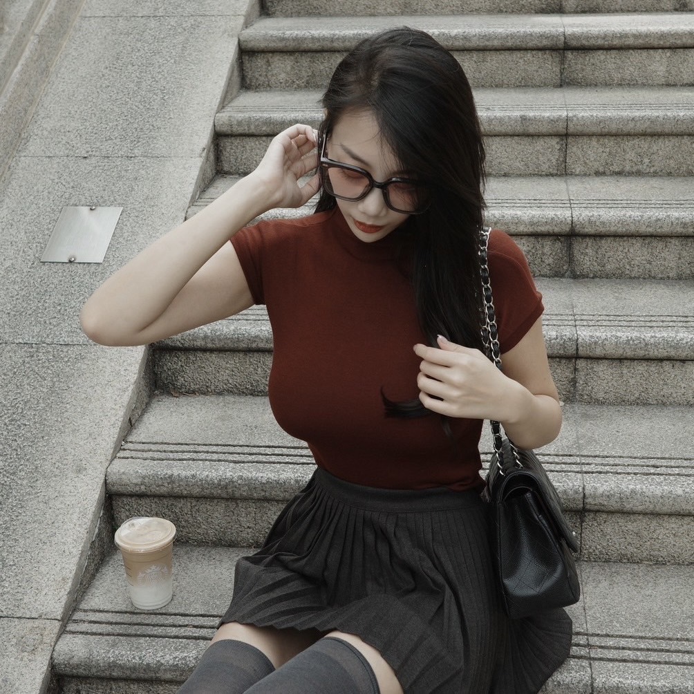 羊絨小立領短袖上衣