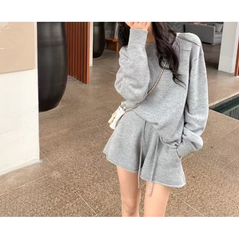 正韓ᴷᴼᴿᴱᴬ 🇰🇷慵懶百搭毛衣+針織短褲套裝（五色）