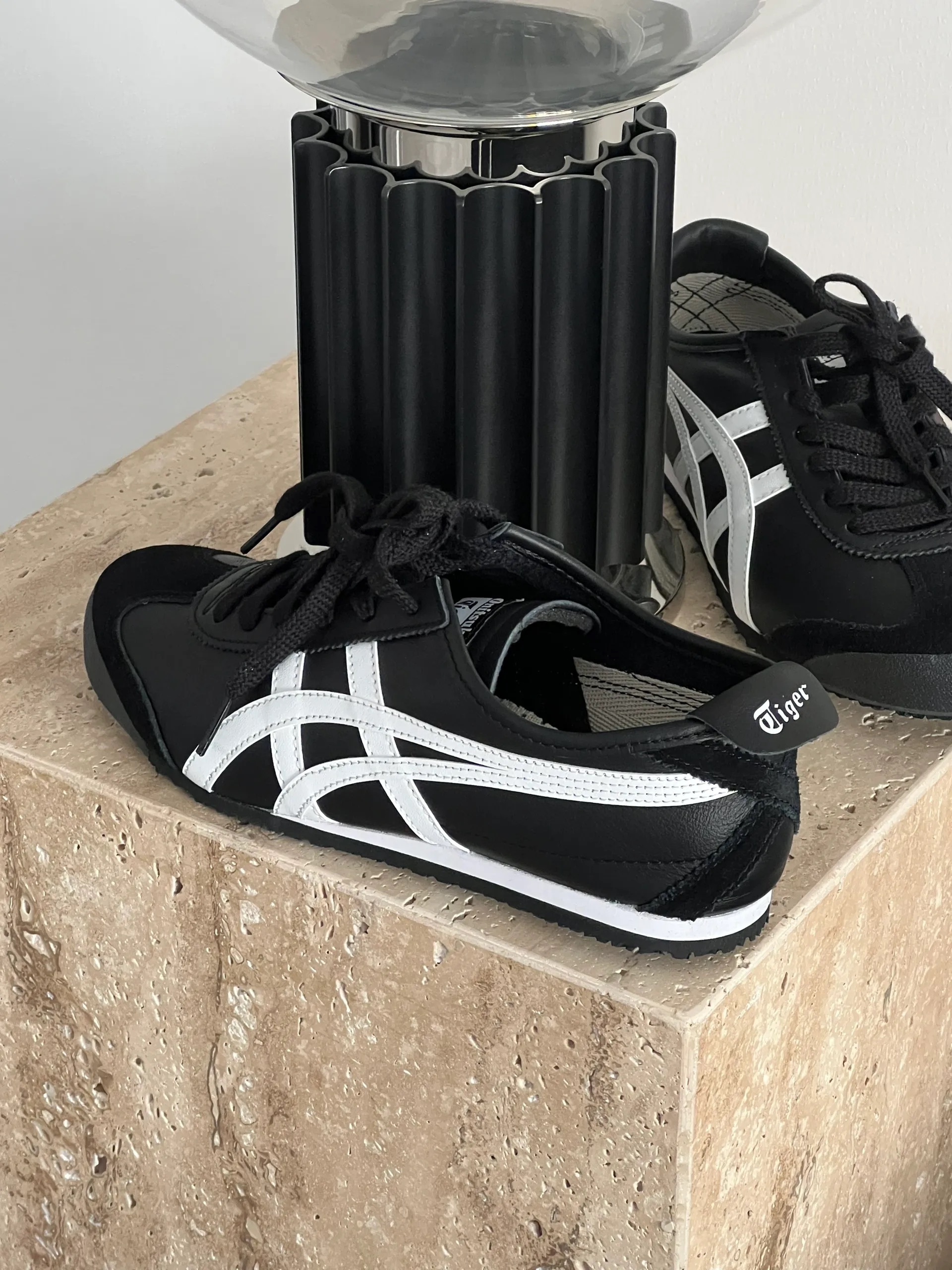 Onitsuka Tiger Mexico 66 鬼塚虎 德訓鞋 黑白 Y2K 復古 千禧年 1183C102-001 / 預購