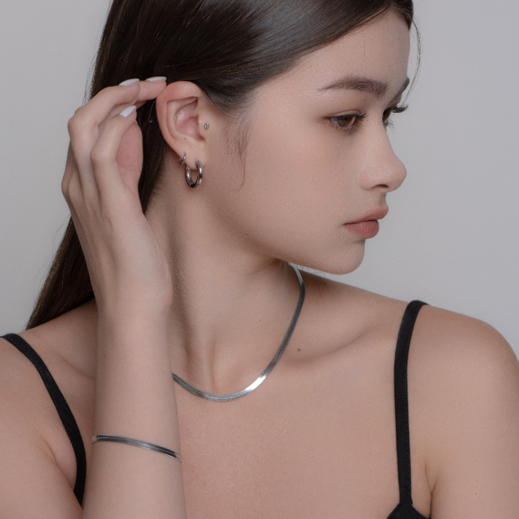 OUS Snake Chain Necklace 扁蛇鍊項鍊