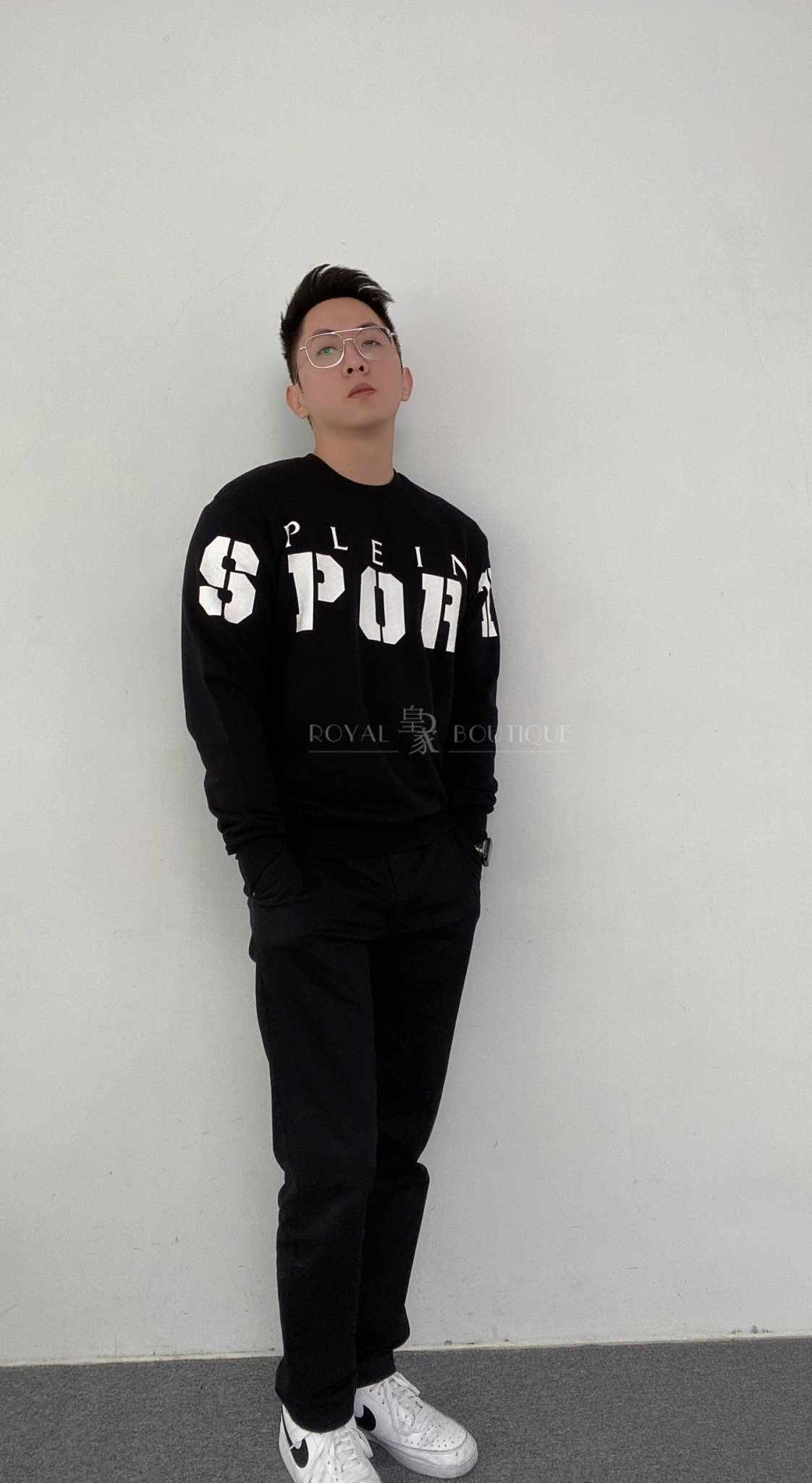 PLEIN SPORT 大面積接袖英字LOGO大學T