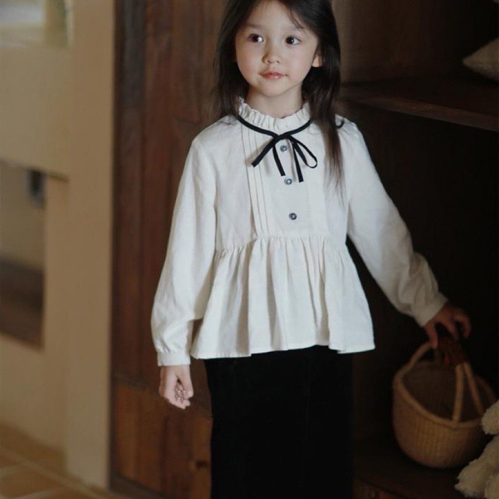 黑系綁帶花邊傘狀長袖上衣