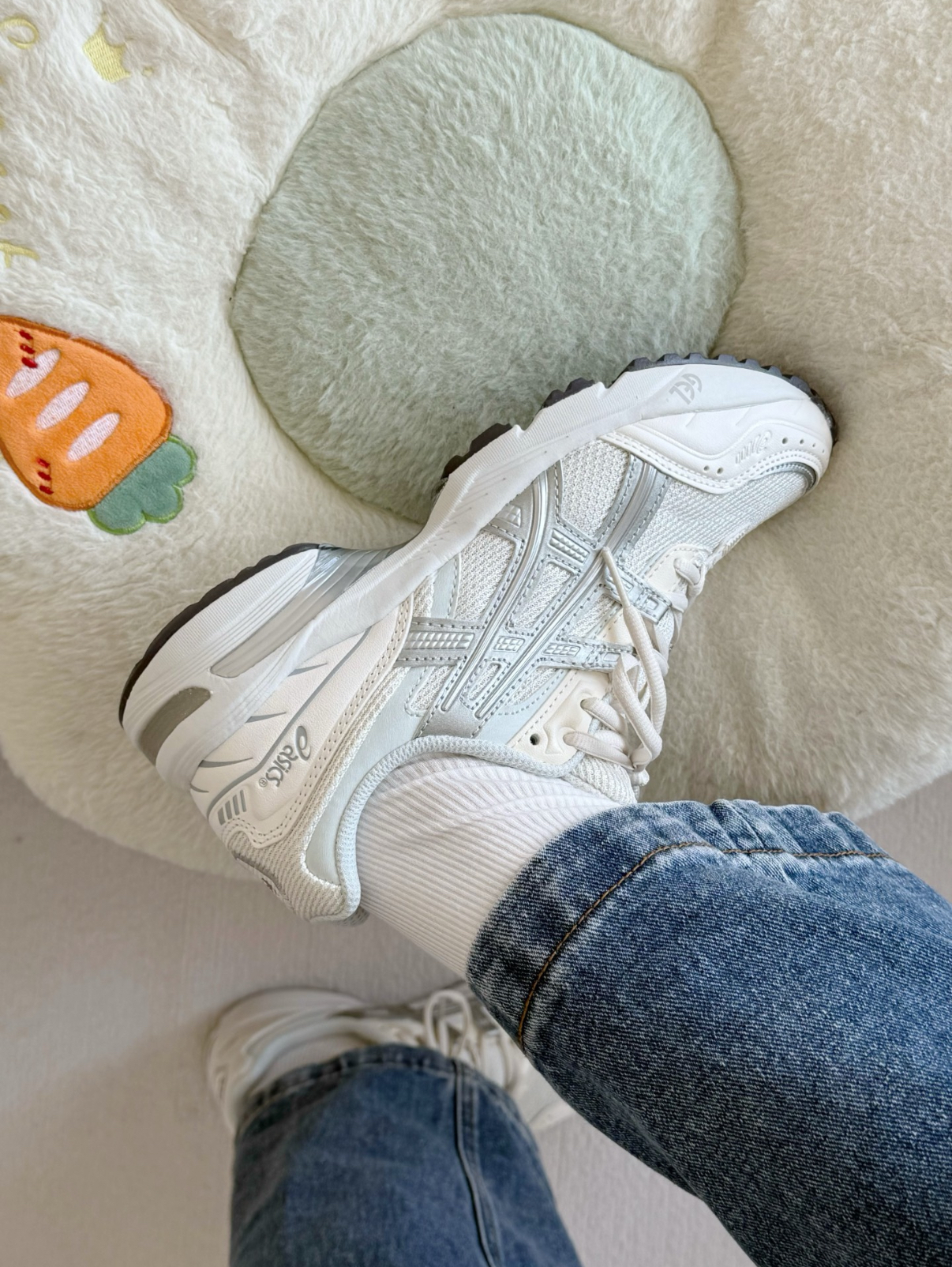 ASICS Gel-1090 米白銀 白銀色 Y2K 復古 慢跑鞋 老爹鞋 1203A243-104/預購