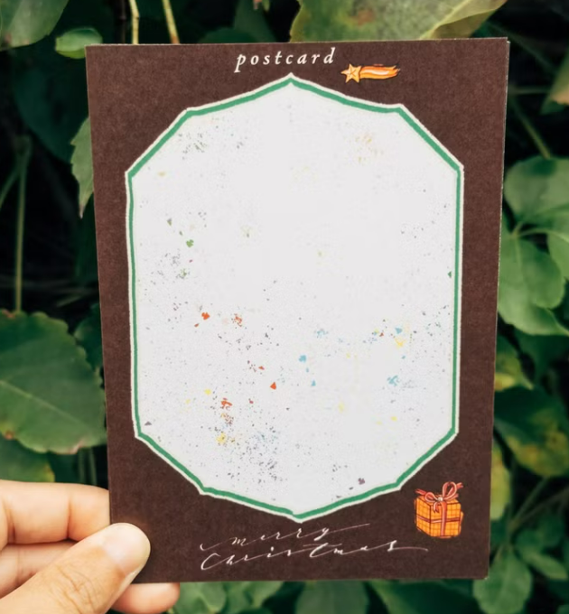 聖誕花圈女孩 明信片｜甜蜜生活 la dolce vita 臺灣