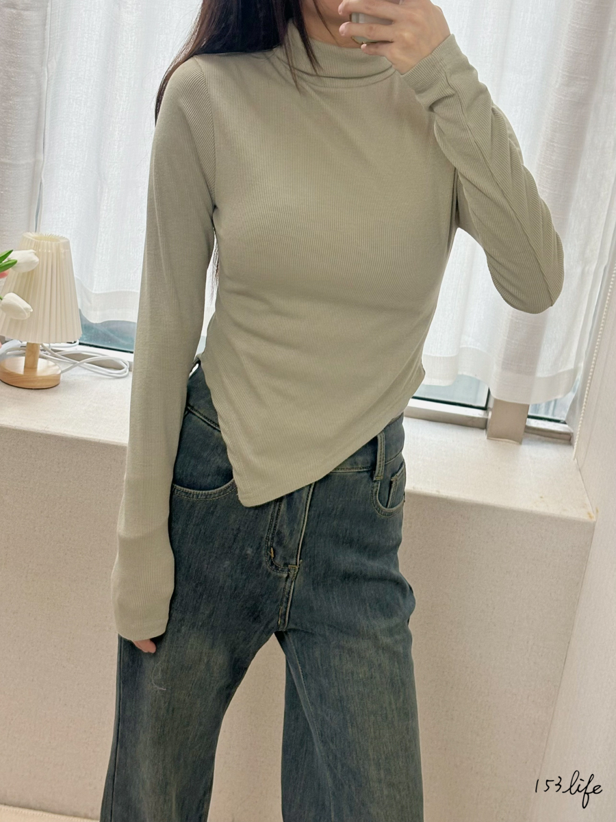 |現貨|🇰🇷高領下擺V字造型內磨毛內搭(3色)