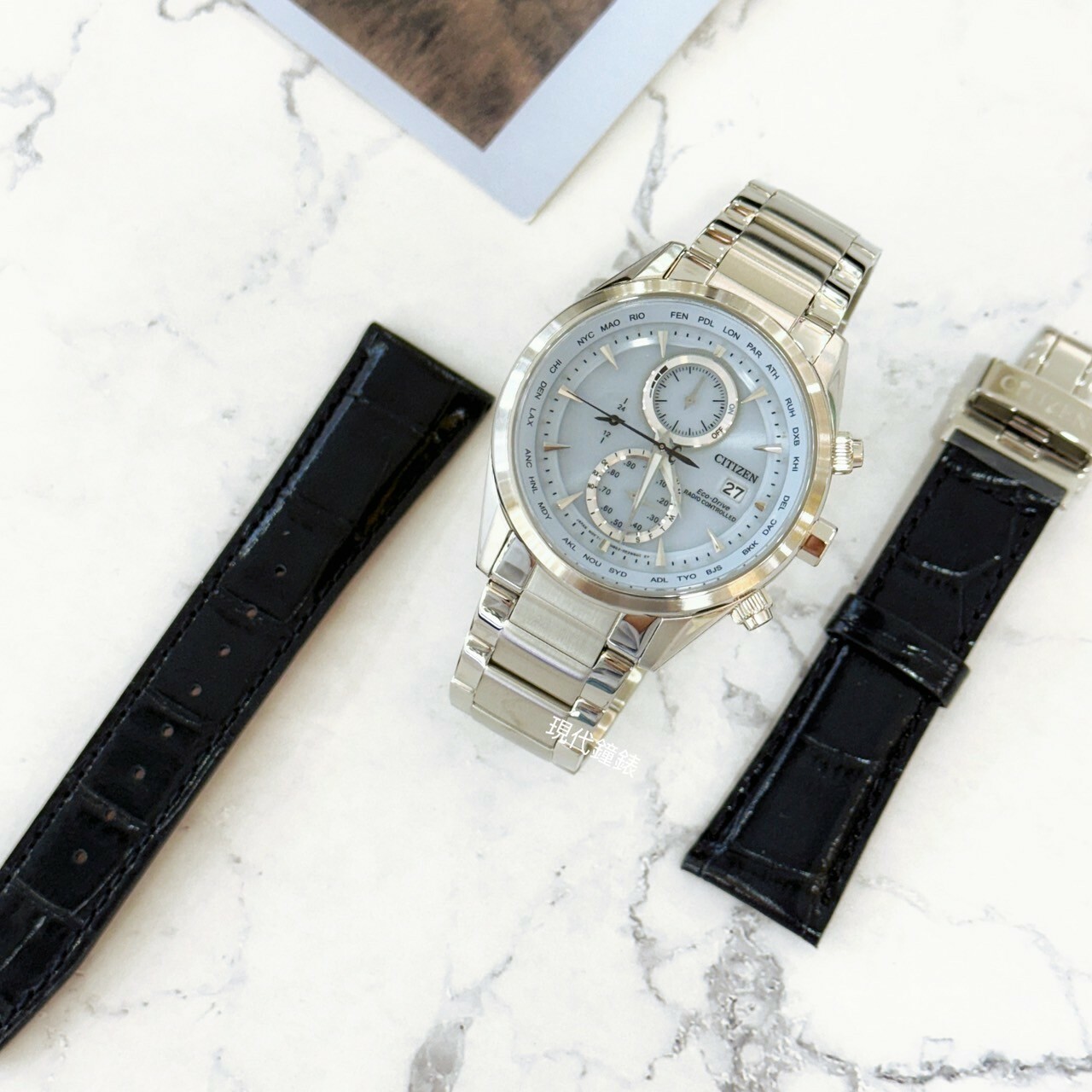 【CITIZEN 星辰】聖誕節推薦款 冷冽感冰川藍電波男錶AT8260-69M  43mm現代鐘錶