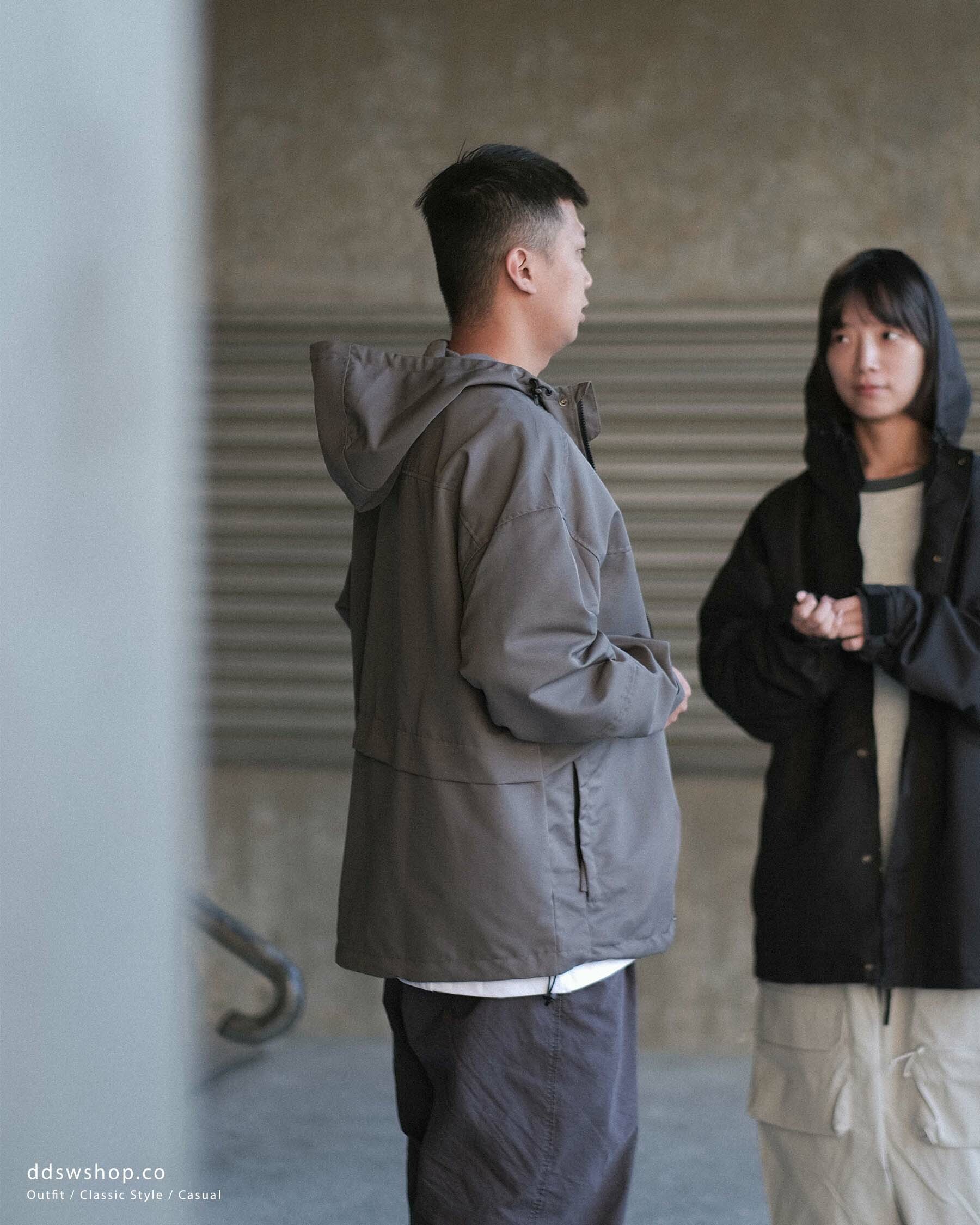 "現貨" D.CLOSET 厚磅多剪裁寬鬆外套