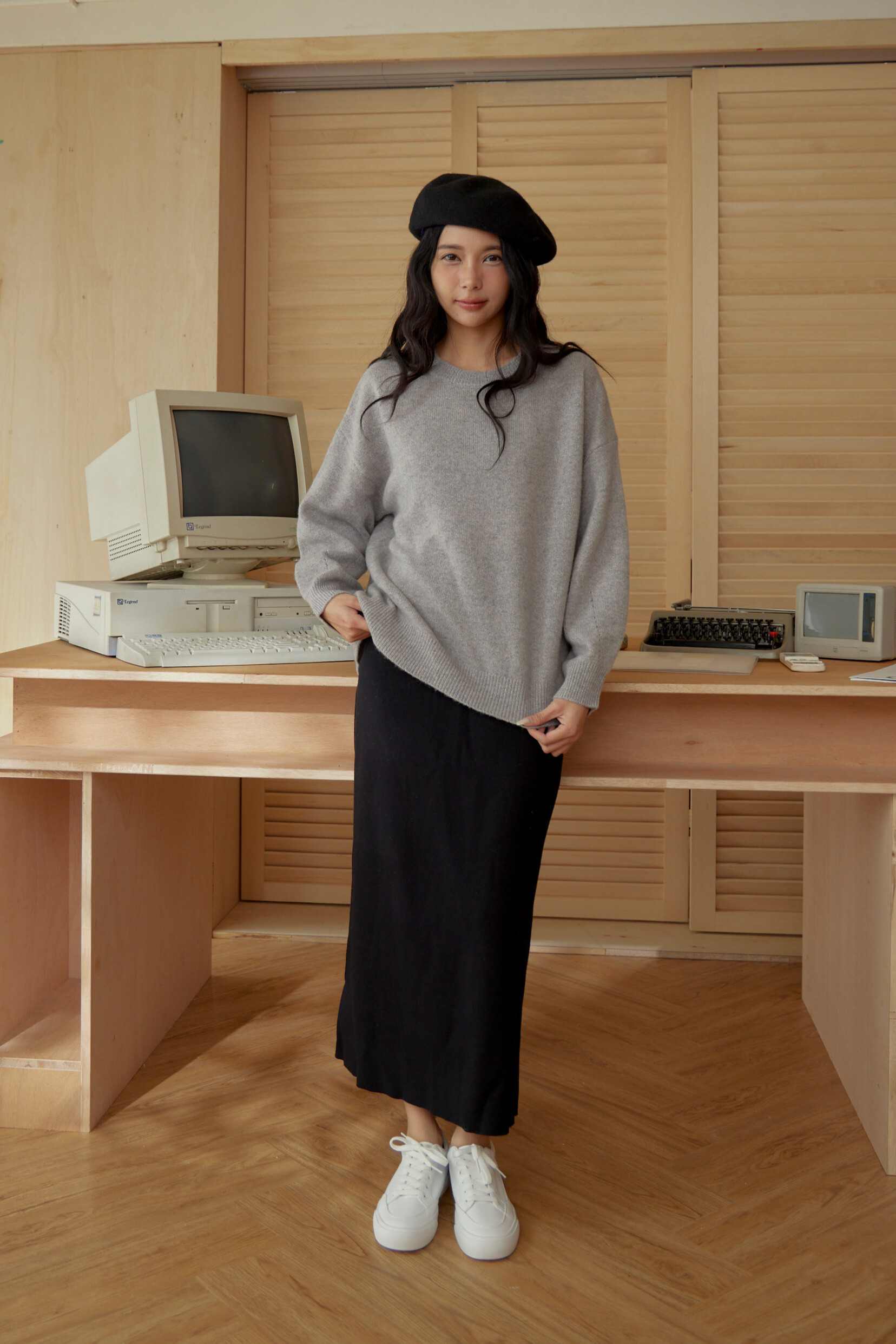 三色柔膚針織長裙(黑)