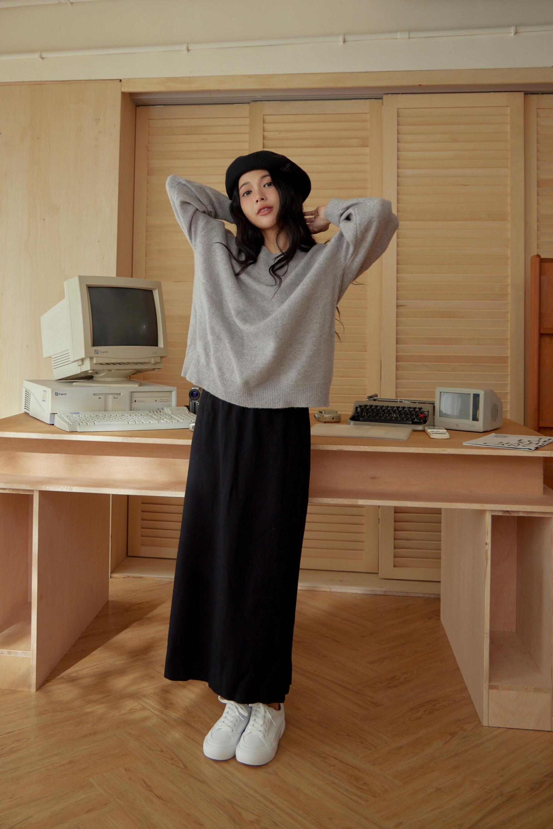 三色柔膚針織長裙(黑)