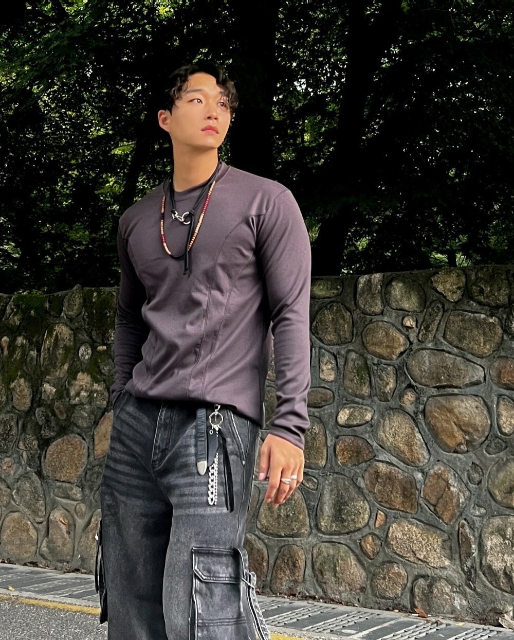 雙重剪裁肌肉長袖T恤