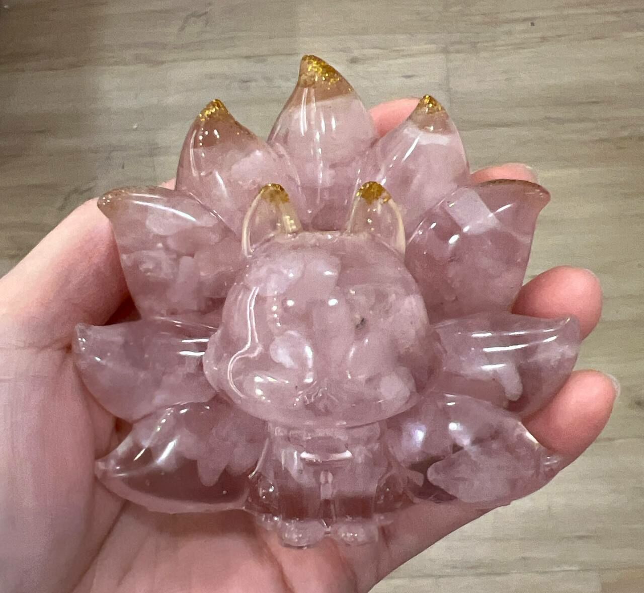 [S] GEMZ & CO MNTF ROSE QUARTZ NINE TAILED FOX WITH GOLD GLITTER, V229 (V229)