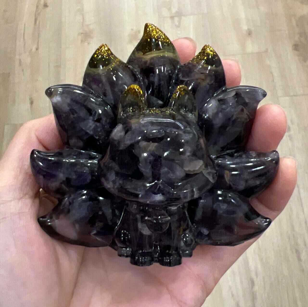 [S] GEMZ & CO MNTF AMETHYST NINE TAILED FOX WITH GOLD GLITTER, V230 (V230)