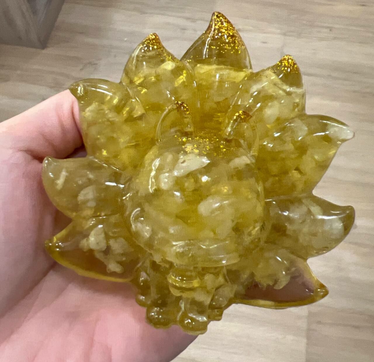 [S] GEMZ & CO MNTF CITRINE NINE TAILED FOX WITH GOLD GLITTER, V231 (V231)