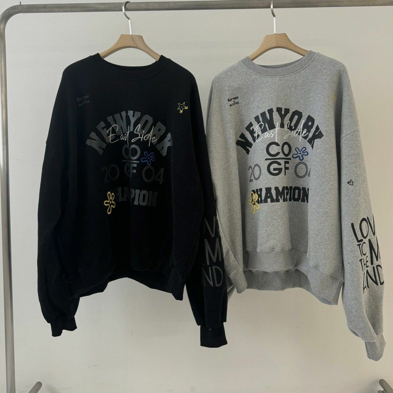 英文字圖案衛衣 BY ATTENTION-325T