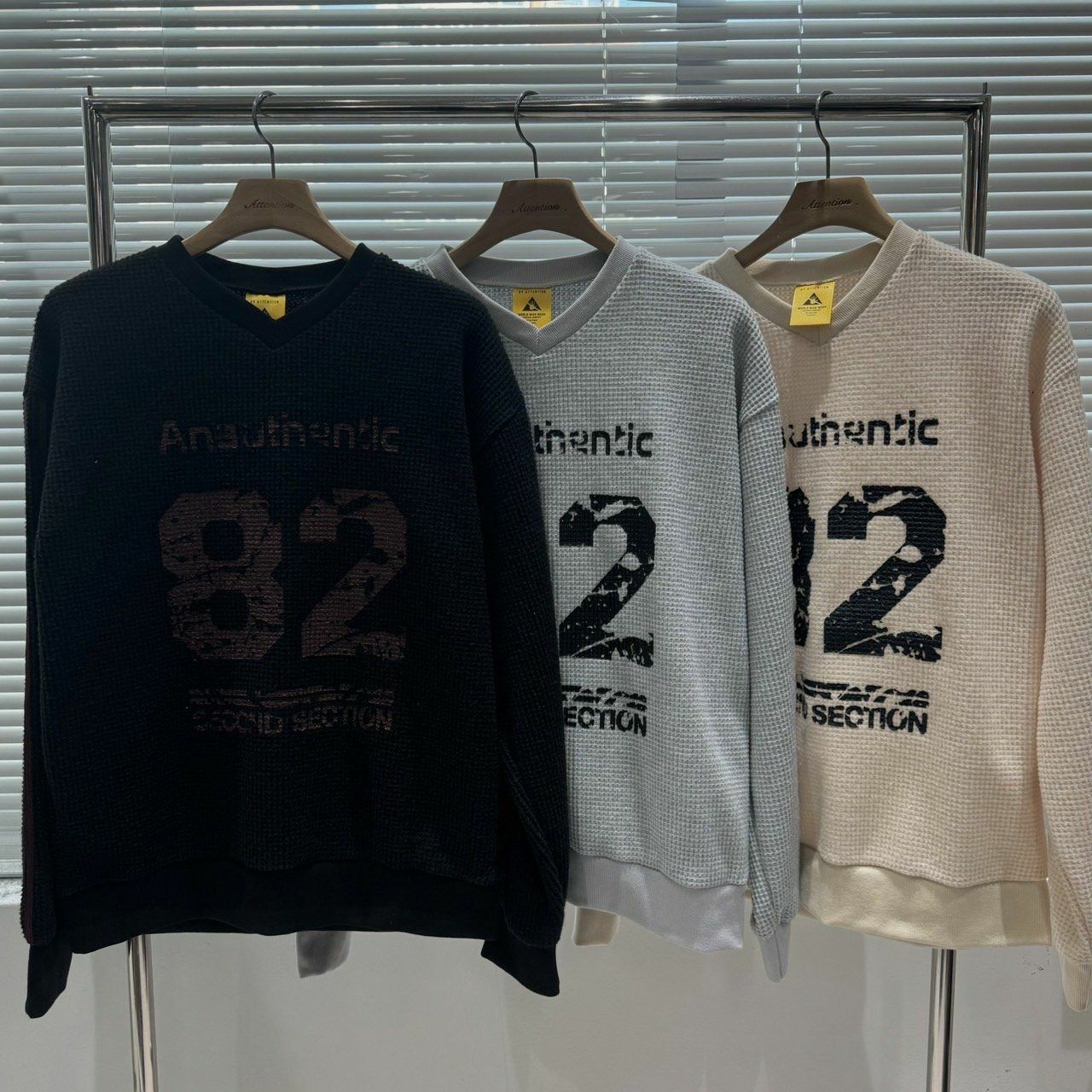 數字圖案衛衣 BY ATTENTION-327T