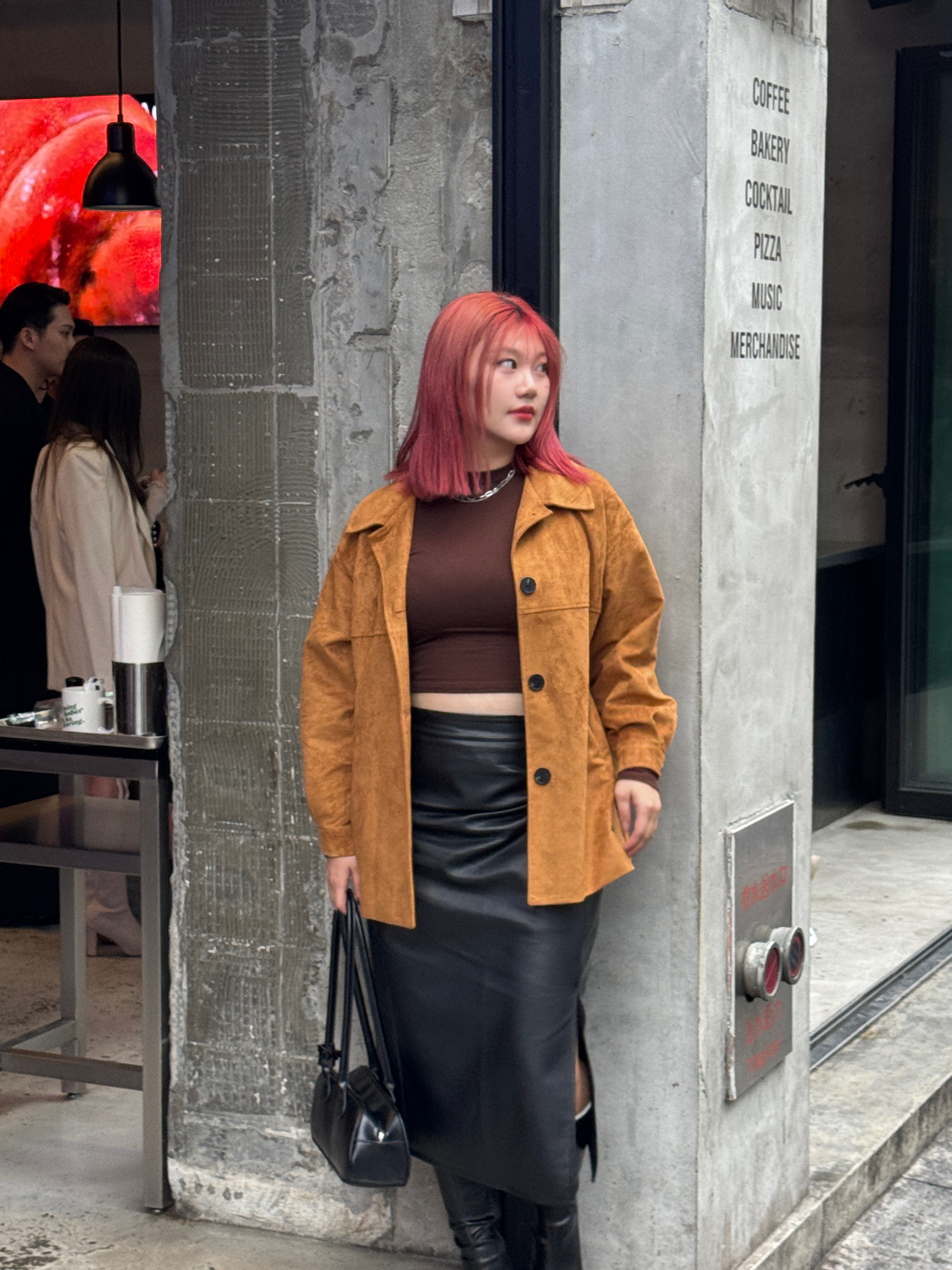 現貨D1氣質の抓皺開叉皮長裙