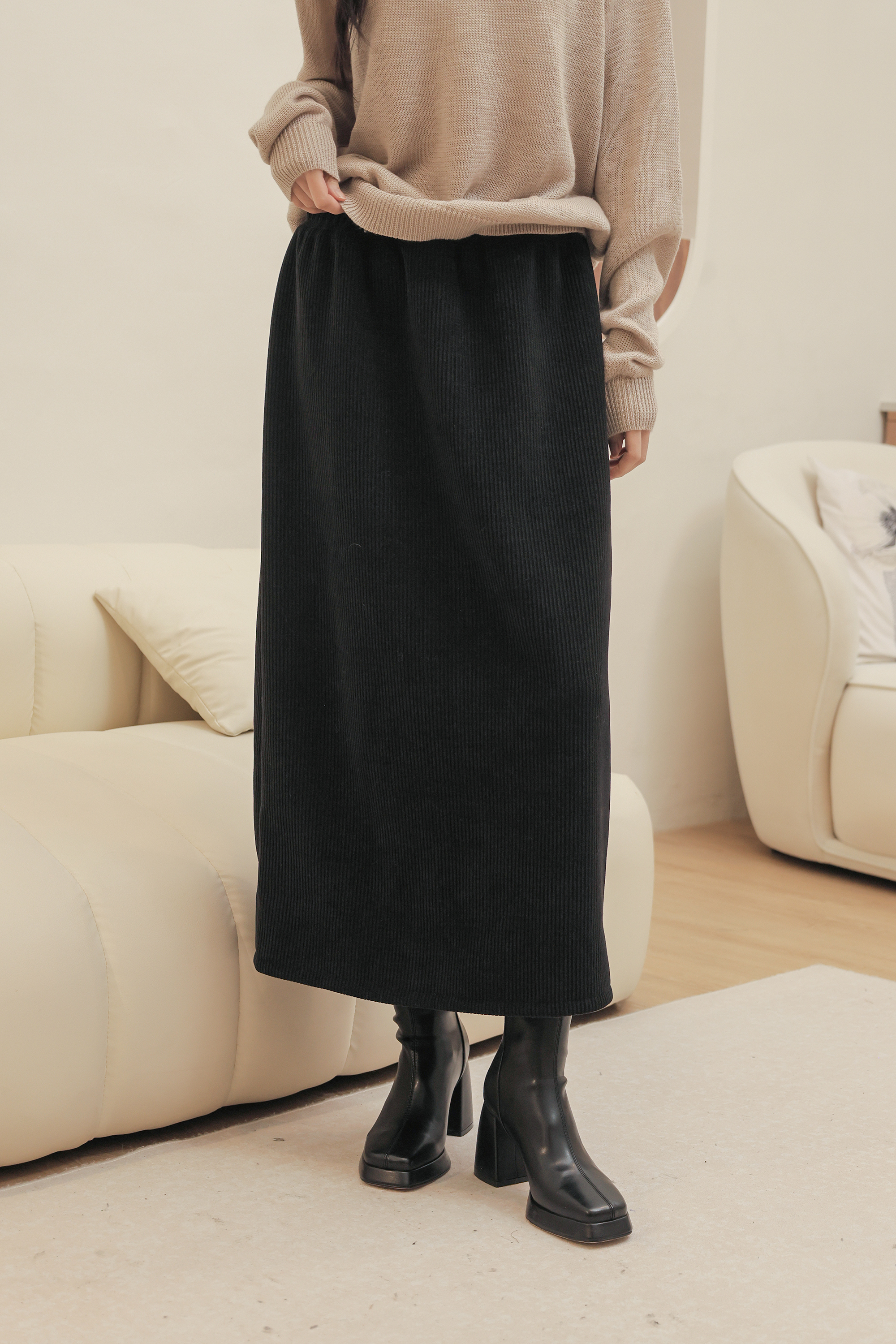 2603 後開衩坑條針織裙