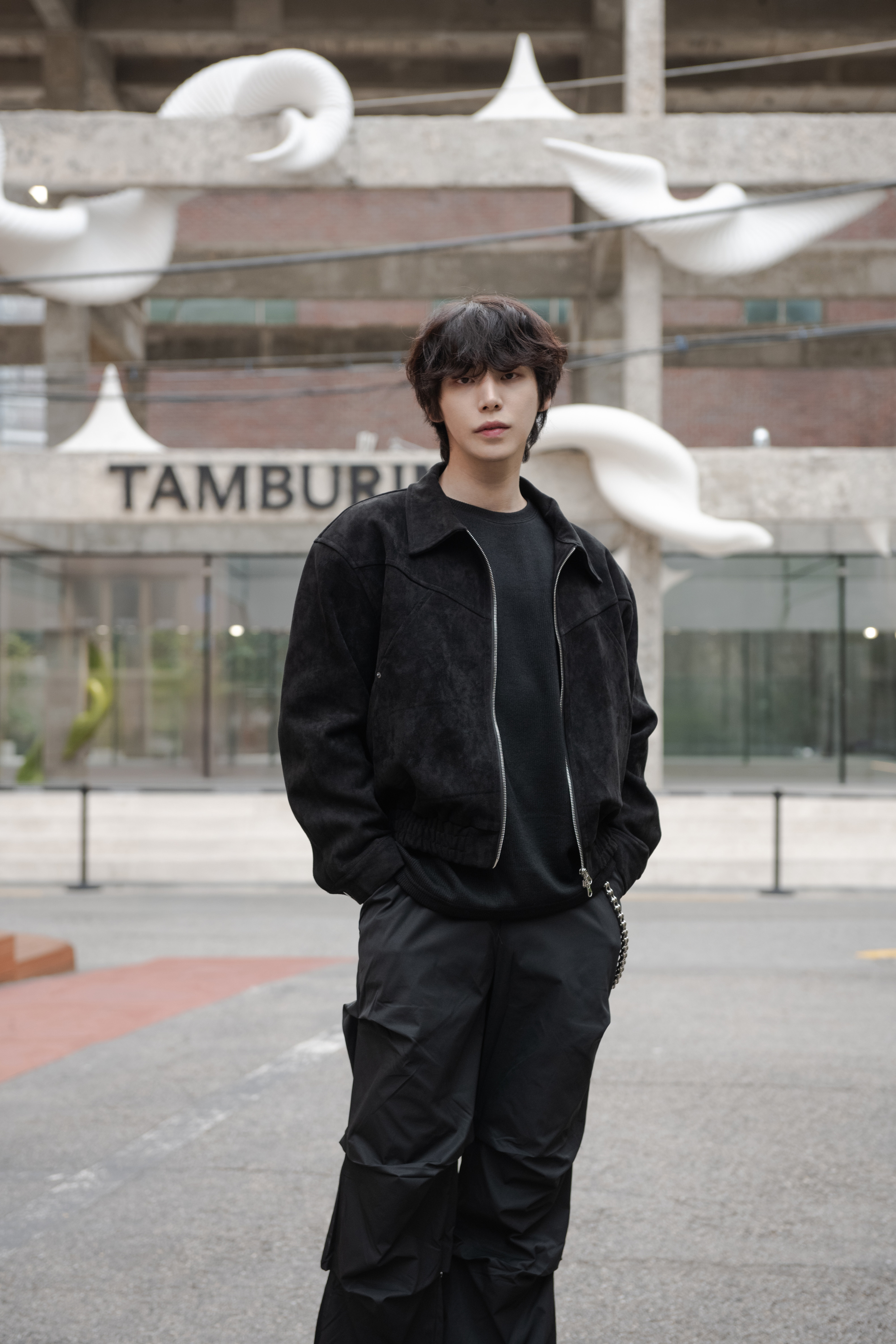 SIMON MADE OW-2417 高級感 V型 麂皮 外套