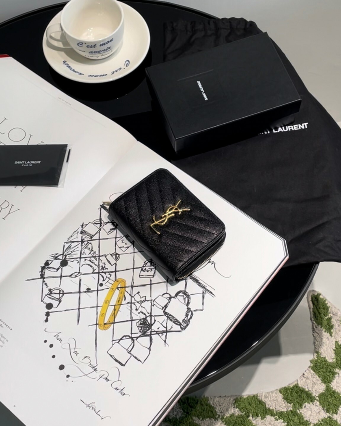 YSL｜粒面ㄇ字拉鍊對開短夾 黑金