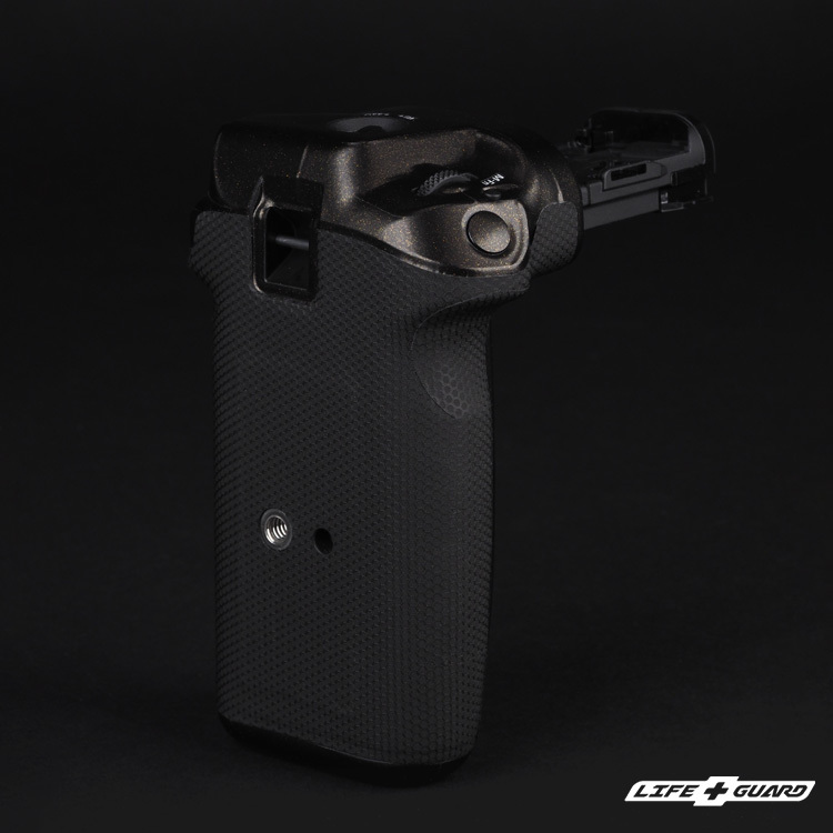 Canon BG-R20 貼膜展示圖，LIFE+GUARD 設計風格