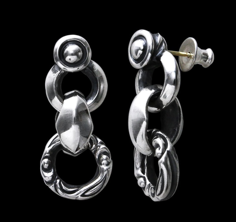 Mating Flight Linked Cygnet Earring*