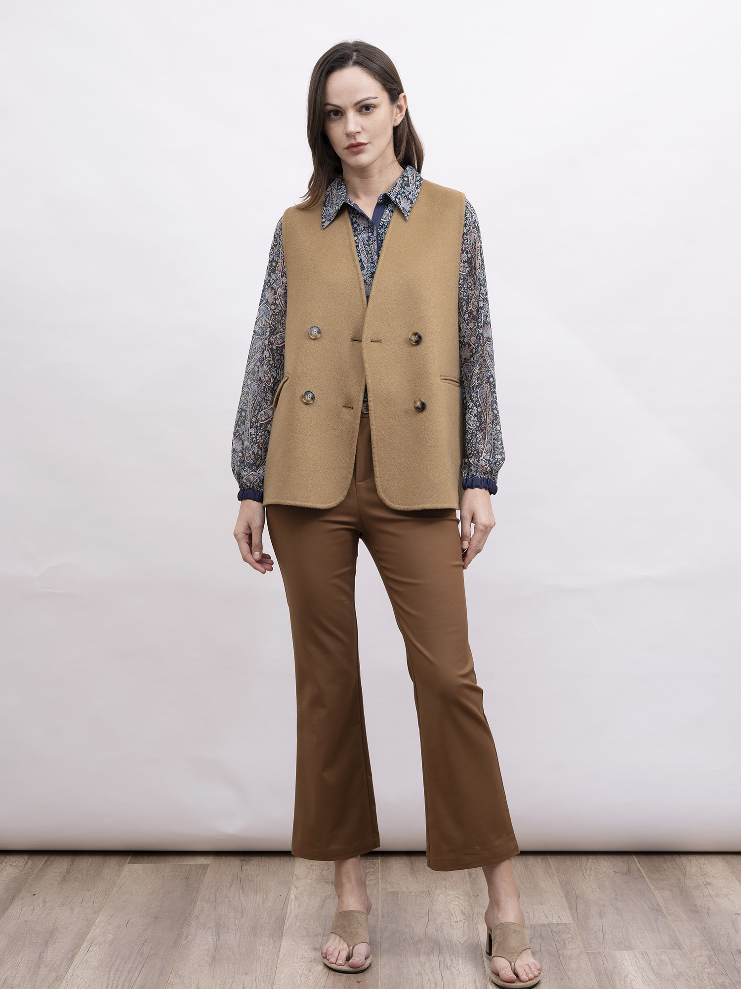 mi-tu 羊毛雙排扣背心外套