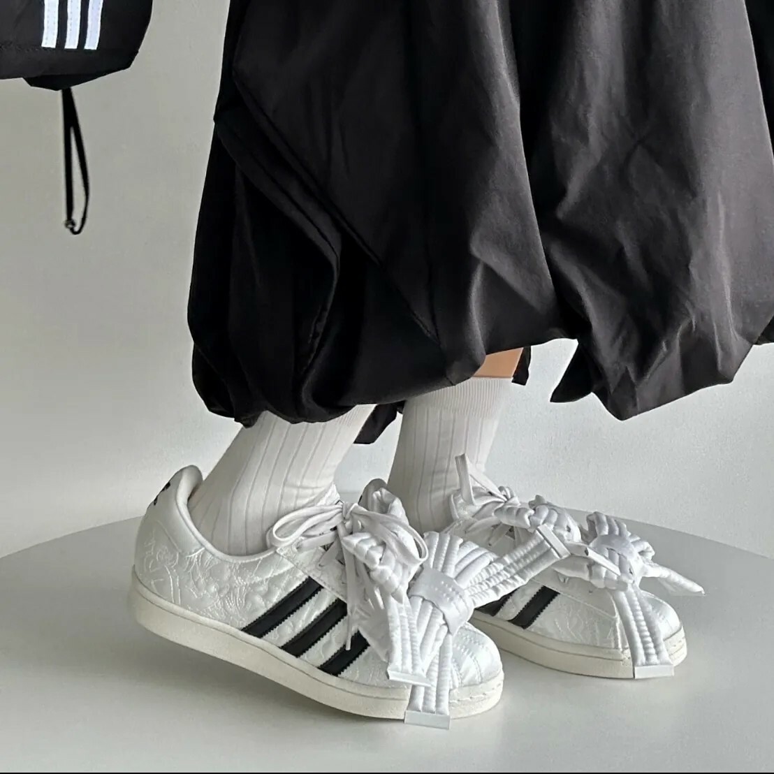 Adidas x Caroline Hu Superstar 聯名 蝴蝶結 緞面 貝殼鞋 仙女白 JR7977