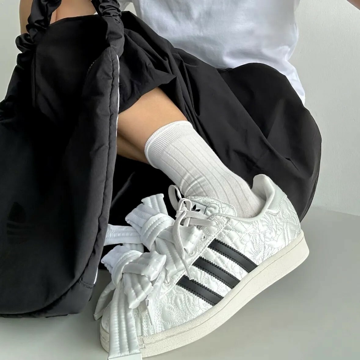 Adidas x Caroline Hu Superstar 聯名 蝴蝶結 緞面 貝殼鞋 仙女白 JR7977