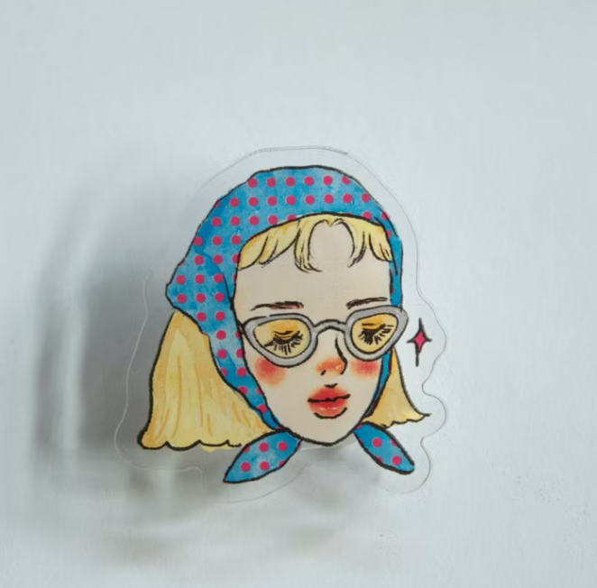 甜蜜生活女孩 頭巾俏皮女孩 壓克力夾子｜甜蜜生活La dolce vita 臺灣