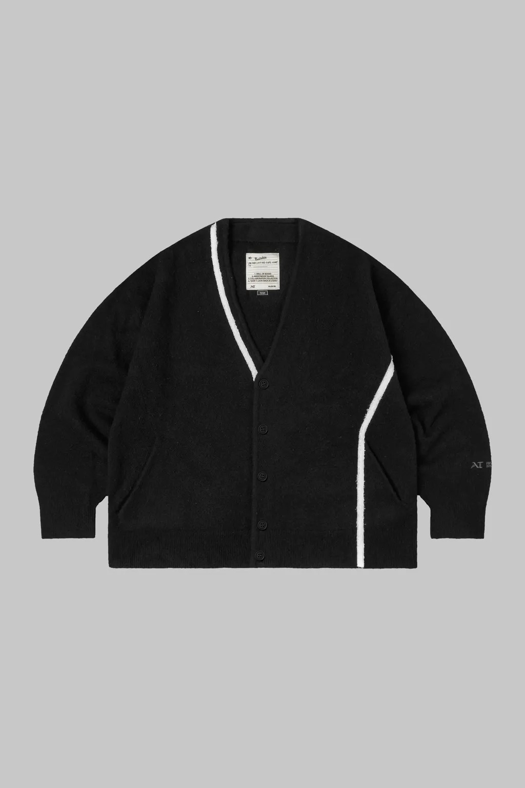 Anonymous x WLOFSD 開襟毛衣