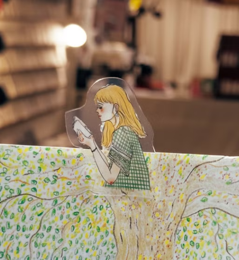 甜蜜生活女孩 書店女孩 壓克力夾子｜甜蜜生活La dolce vita 臺灣