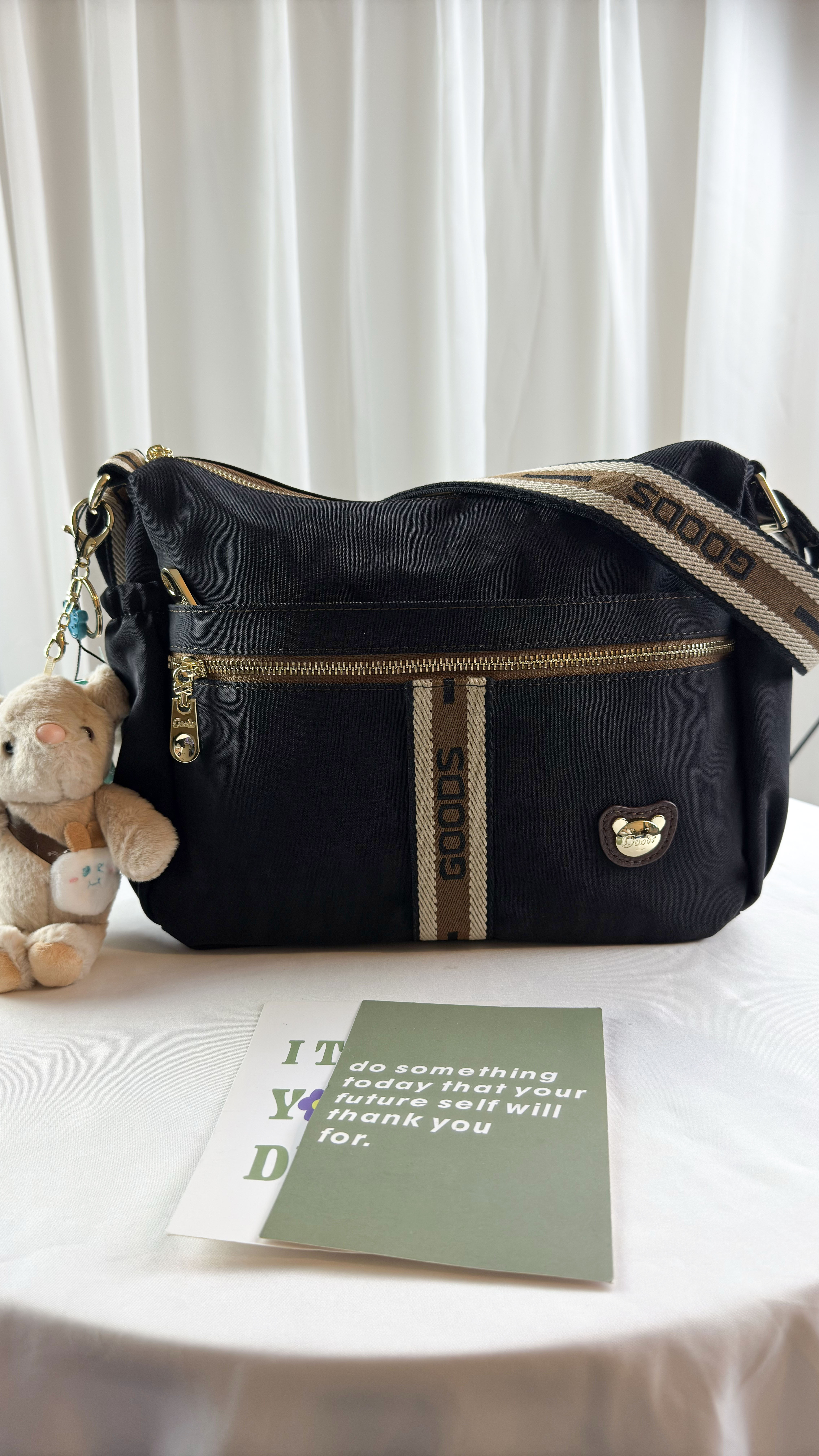 現貨 正品 GOODS 卡其織帶 GOODS包 防潑水  熊熊包 附小熊吊飾 2860 批發零售