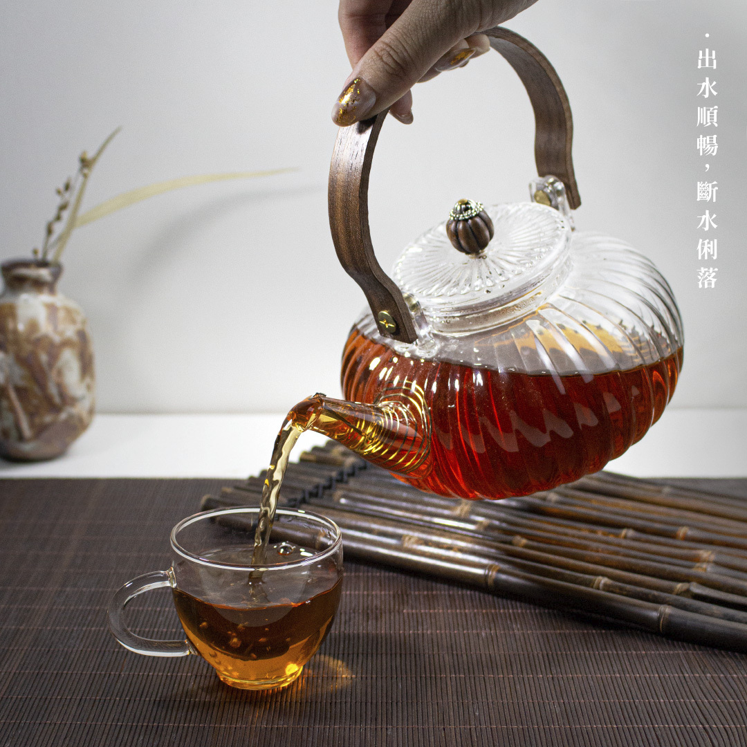 豎紋玻璃提梁壺【D3】