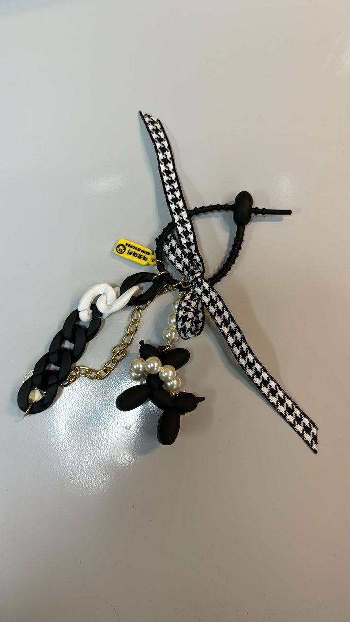 🇰🇷 韓國手袋配件 千鳥格狗狗（此為清貨價貨品不設退換） (AT11 710)