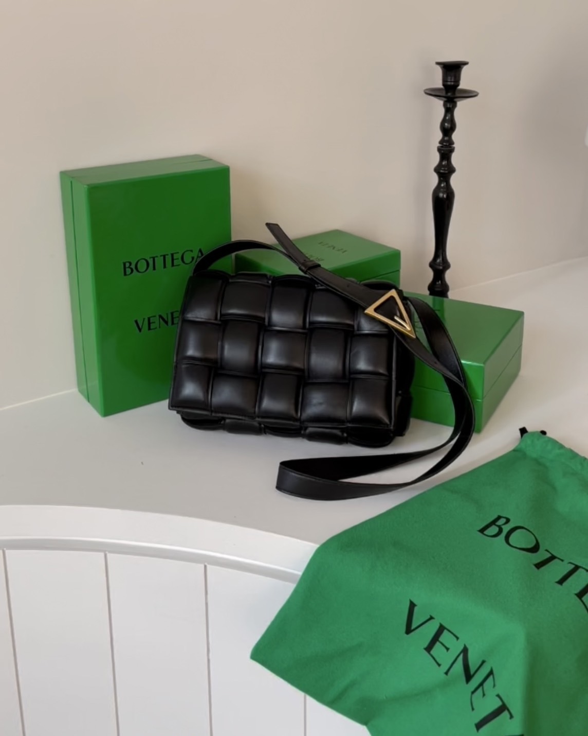 BV｜澎澎卡帶枕頭包 黑色